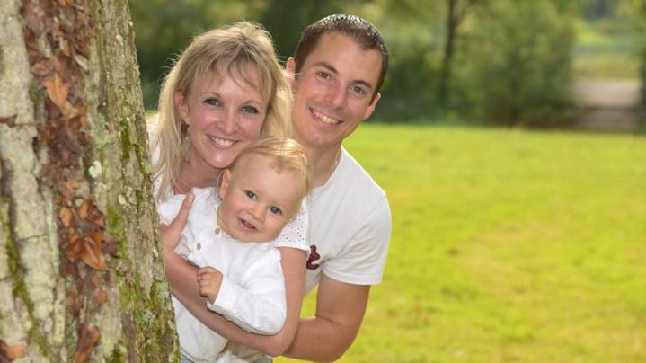 Jean B. Photographe crée des portraits intemporels qui reflètent votre beauté unique.